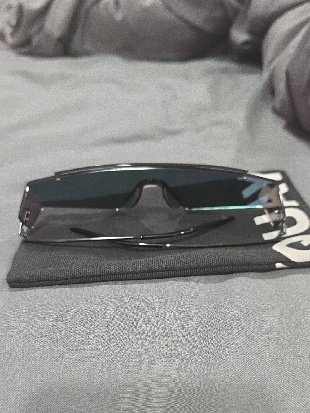 Quay Australia Shield Sunglasses in Purple Gradient - Picture 5 of 12